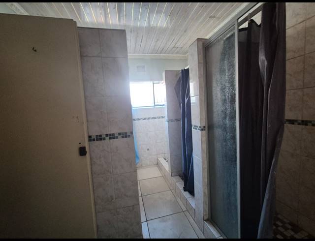 30 BEDROOM HOUSE FOR SALE IN VANDERBIJLPARK SE 7